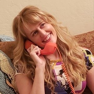 Meet your Posher, Eva